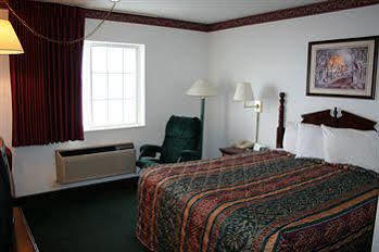 Settle Inn And Suites Altoona Exterior photo